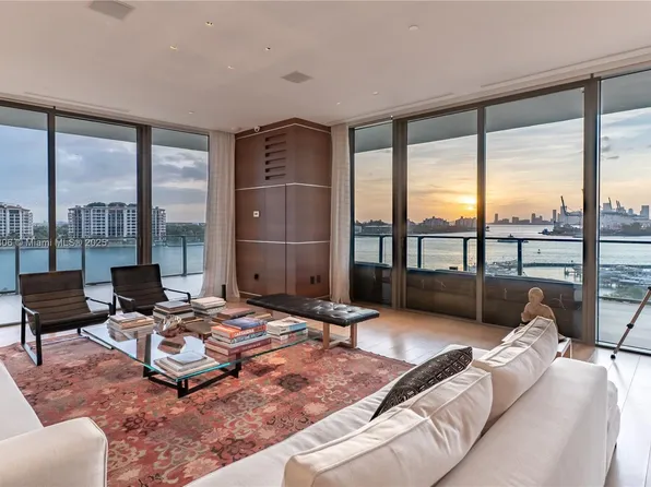 800 S Pointe Dr APT 704, Miami Beach, FL 33139