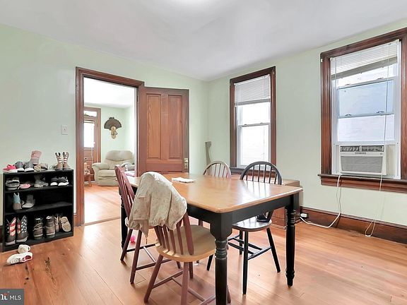 4th image of 41-43 N Fayette St