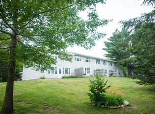 261 Parliament Cir, Topsham, ME 04086