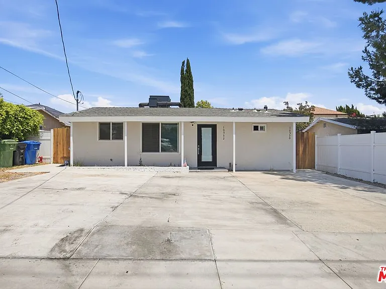 10530 Zelzah Ave — Photo 15