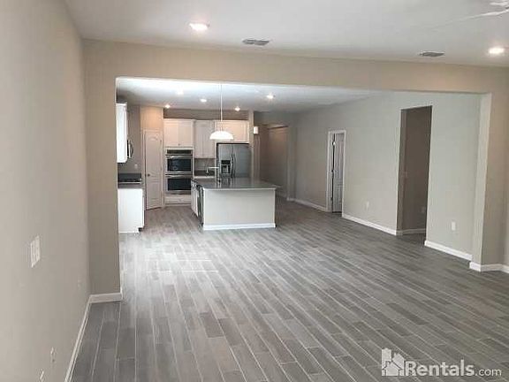 4th image of 252 Otero Pt