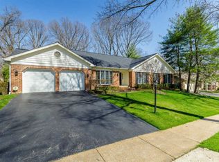 14233 Cypress Hill Dr, Chesterfield, MO 63017