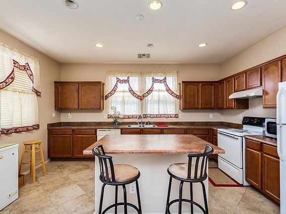 FAMILY ROOM OFF THE KITCHEN