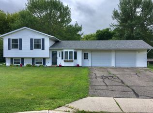 308 8th Ave NW, Waseca, MN 56093