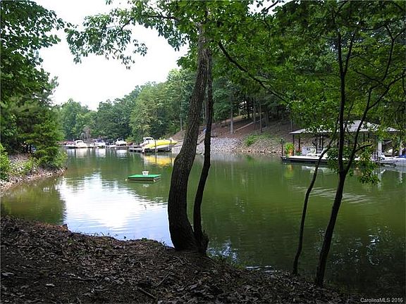 3rd image of 2180 Capes Cove Dr