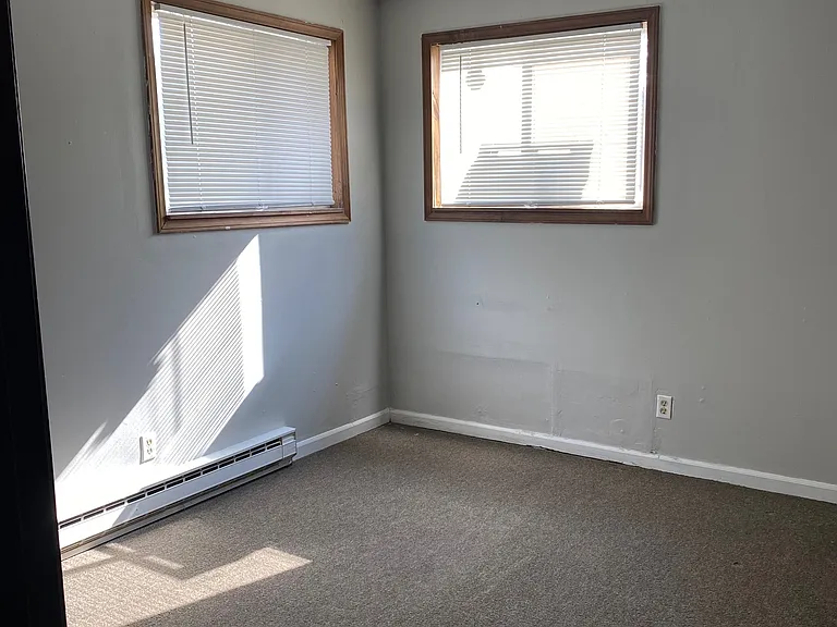 182 Birch Ct #1 — Photo 4