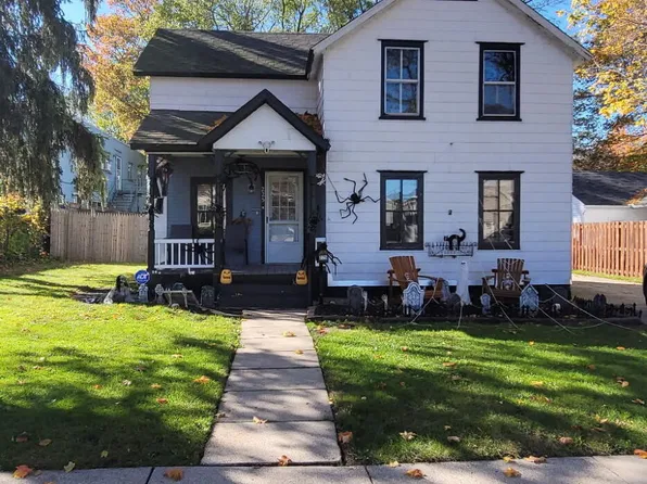 225 N Union St, Sparta, MI 49345