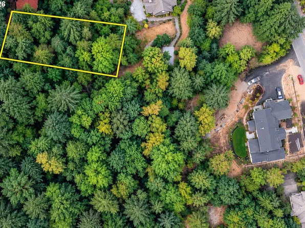 13652 Johnson Ter, Lake Oswego, OR 97034
