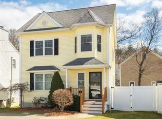 55 Hiawatha Ave, Waltham, MA 02451