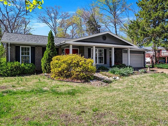 3rd image of 6937 Singingwood Ln
