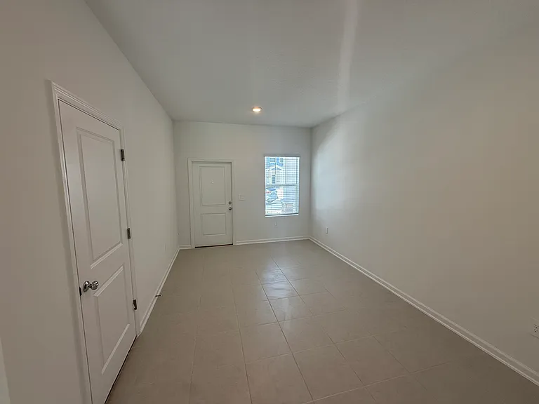 3079 Chromatic St — Photo 5