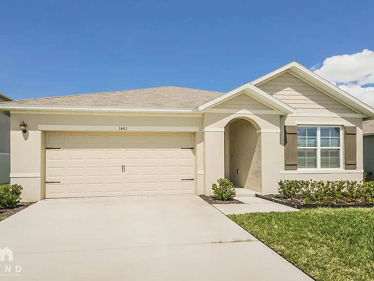 1461 Powell Ln — Photo 15