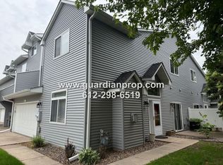 680 Woodduck Dr APT F, Woodbury, MN 55125