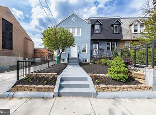 927 Delafield Pl NW, Washington, DC 20011