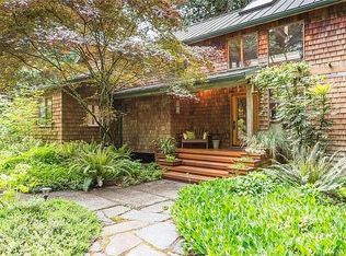 15639 115th Ave SW, Vashon, WA 98070