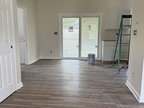5th image of 615 Guildfield Dr
