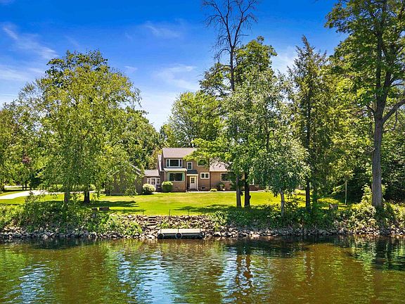 4th image of 130 SHORE ACRES DRIVE