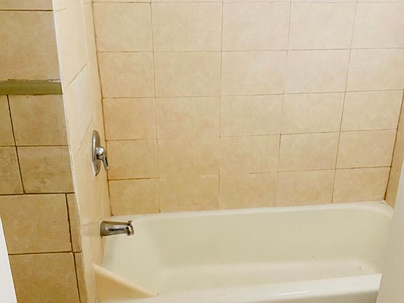 2nd image of 171 Beech St APT 1