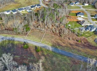 114 Willow Oak Dr, Oak Ridge, TN 37830