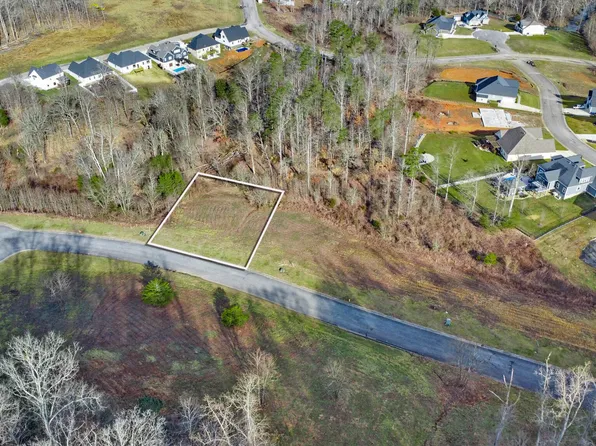 114 Willow Oak Dr, Oak Ridge, TN 37830