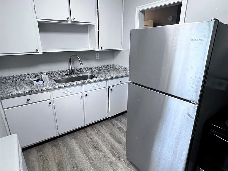 2 bed/1 bath at Monroe St. Apartments in Martinsville, VA! — Photo 2