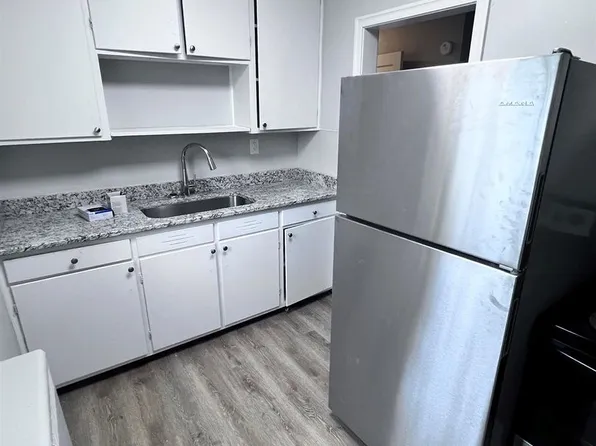 2 bed/1 bath at Monroe St. Apartments in Martinsville, VA!, 509 Monroe St #6, Martinsville, VA 24112