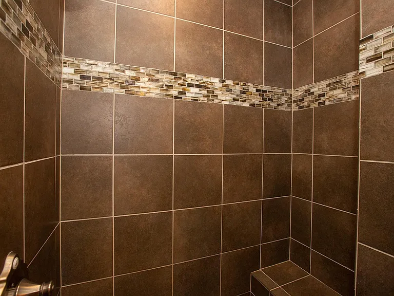 653 Lockton Pl — Photo 33