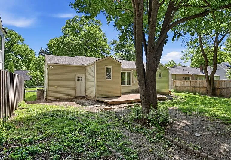 7228 Linden St — Photo 5