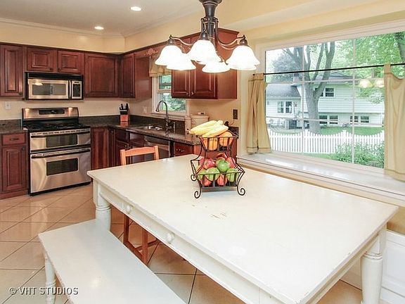 5th image of 631 Harvard Ln