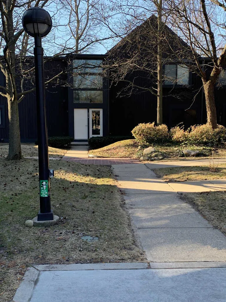214 Lochcarren Ct APT A photo 1