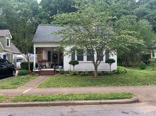 214 Norwood St SW, Lenoir, NC 28645