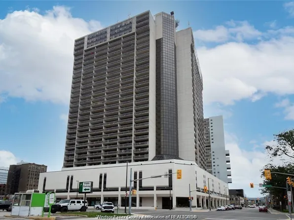150 Park St W #1505, Windsor, ON N9A 7A2