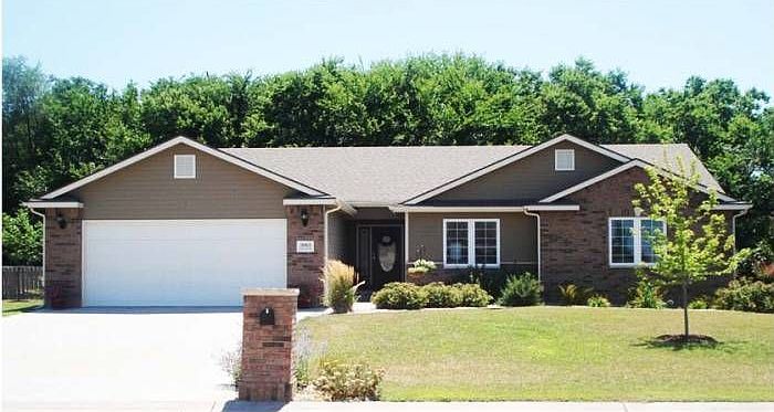 3913 Golden Eagle Drive