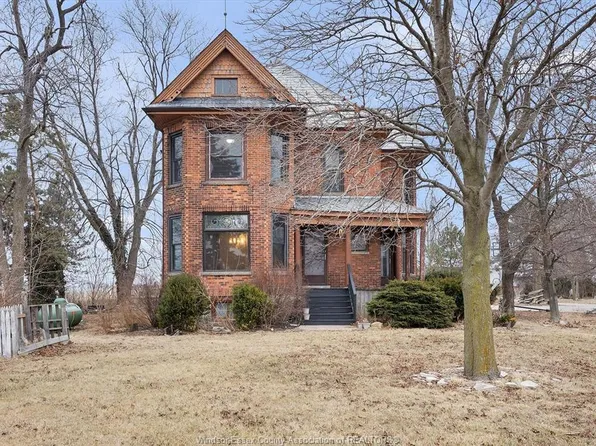 2200 Gracey Side Rd, Lakeshore, ON N0P 2L0