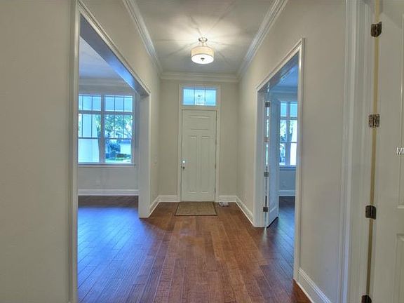 2nd image of 3227 W Fountain Blvd