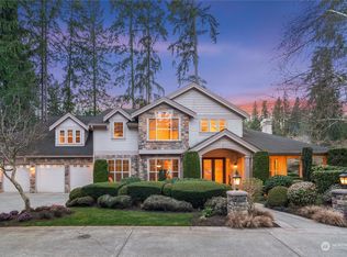 10707 226th St SW, Edmonds, WA 98020