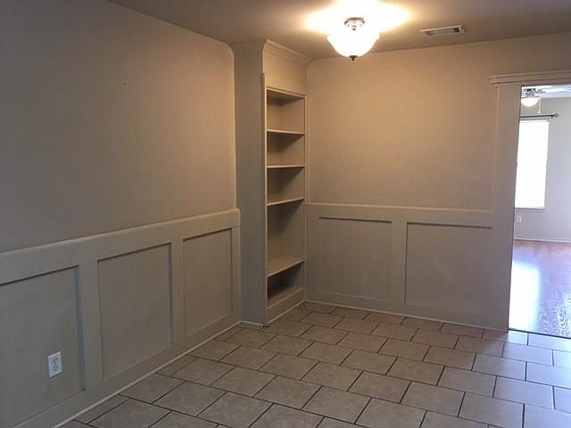 2nd image of 3602 Kayewood Dr