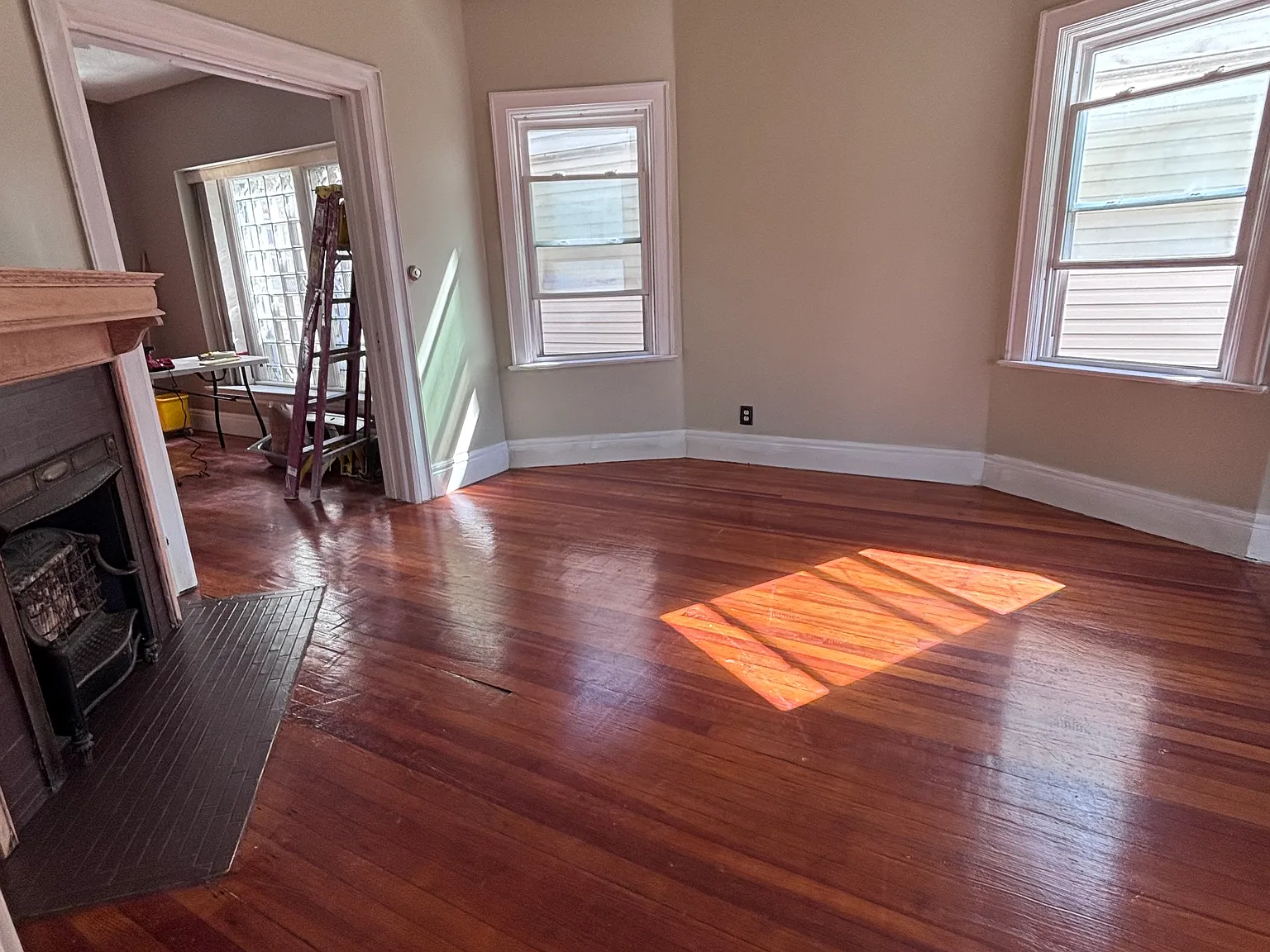 3 bed, $1,600 — Photo 3