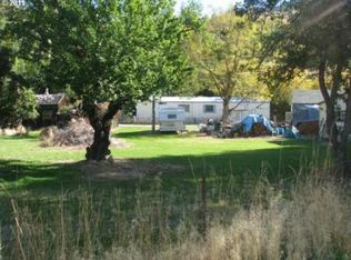 213 S Washington St, Canyon City, OR 97820