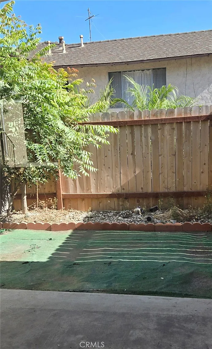 1 bed, 950 sqft, $1,900 — Photo 4