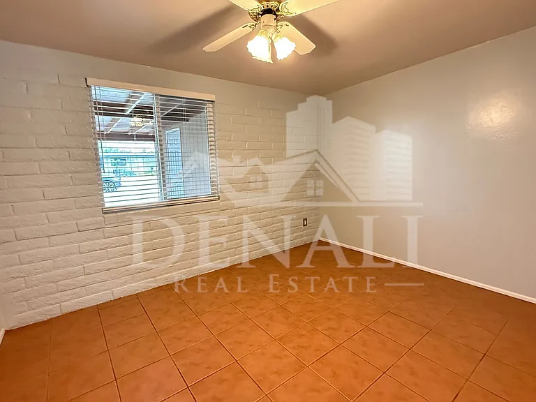 2812 W Calle Ocio — Photo 12