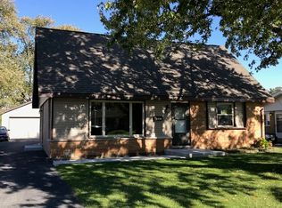 5230 Pleasant Ln, Midlothian, IL 60445