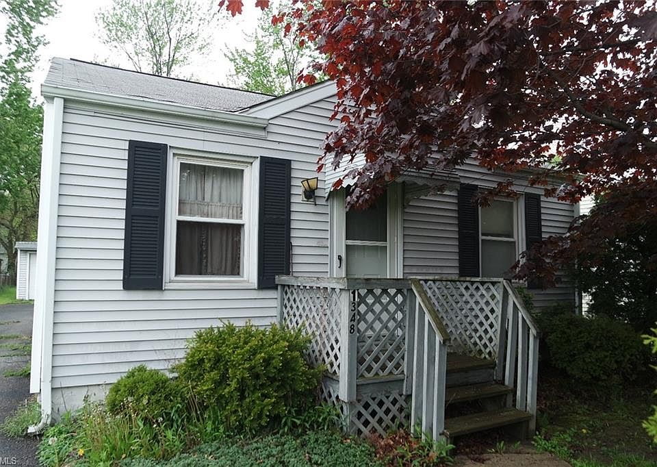1st image of 1348 E 342nd St