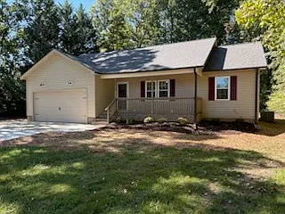 3 bed, 2.0 bath, 1360 sqft, $1,775 — Photo 1