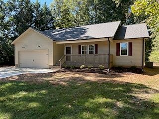 1st image of 3214 Groometown Rd