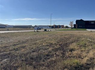 1210 E Madison St, Tea, SD 57064