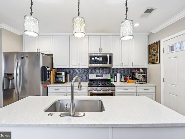 1411 Congress Pl SE