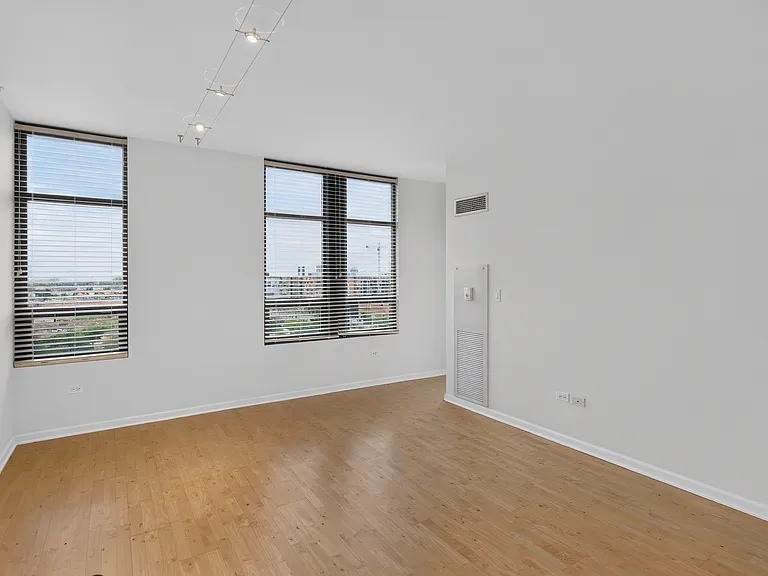 1255 S State St #1304 — Photo 18