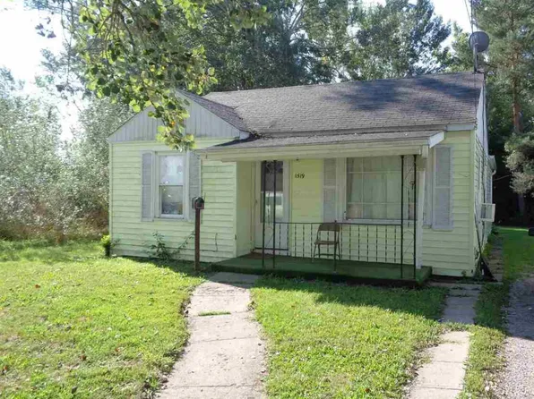 1519 Gilbert St, Saginaw, MI 48602