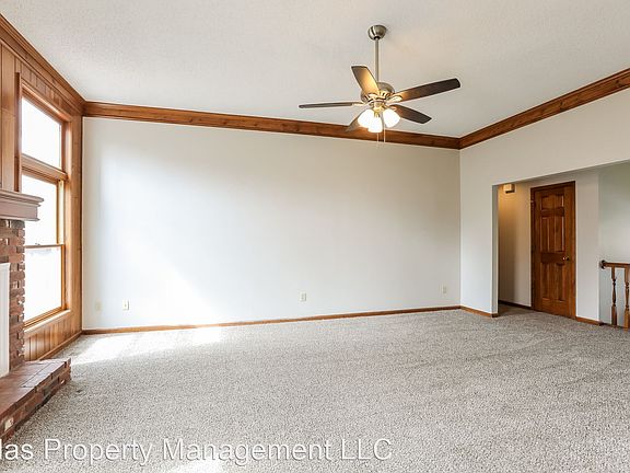 5th image of 1719 NE 70th St